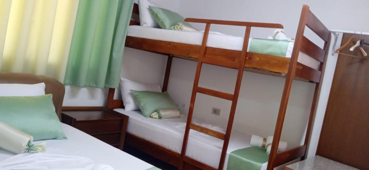 Green Oasis Holiday Home Wlora Zewnętrze zdjęcie